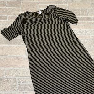 LuLaRoe Elegant Julia dress black gold XL
